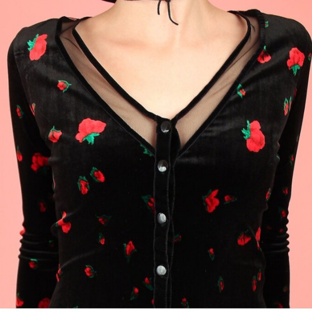 Last chance, going to consignment today  Betsey Johnson 2 piece velvet